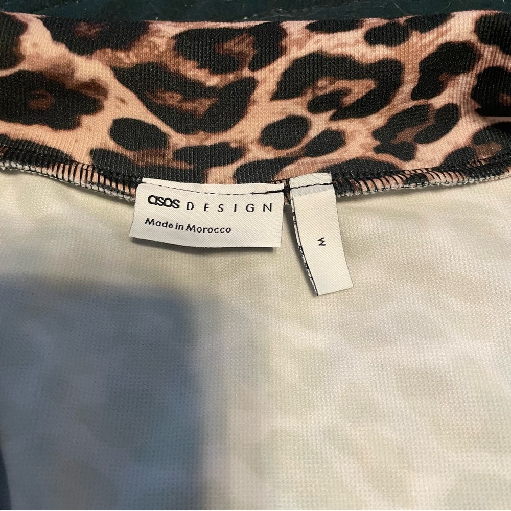 NWT* ASOS Leopard Print Top - Picture 4 of 5